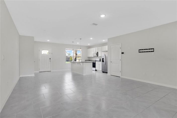 Image No.16-3 Bed Townhouse for sale