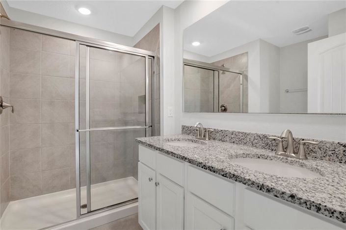 Image No.23-3 Bed Townhouse for sale