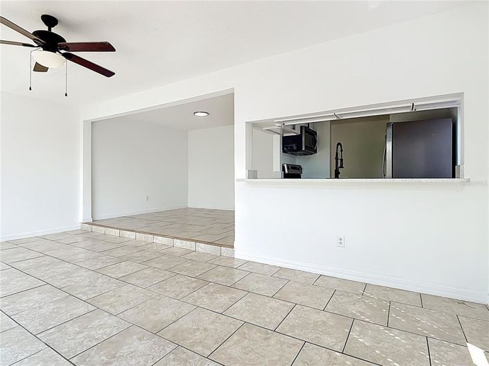 Image No.23-Maison de ville de 4 chambres à vendre à Saint John