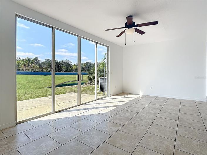 Image No.24-Maison de ville de 4 chambres à vendre à Saint John