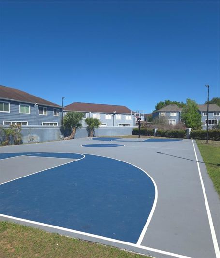 Image No.60-Maison de ville de 4 chambres à vendre à Saint John