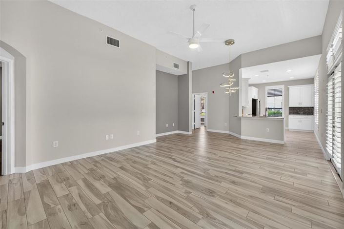 Image No.20-3 Bed Apartment for sale