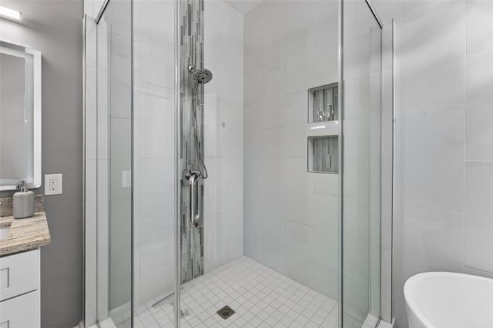 Image No.39-3 Bed Apartment for sale