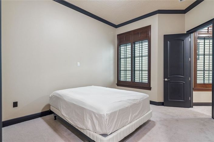 Image No.36-3 Bed Apartment for sale