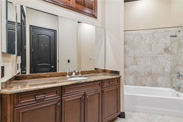 Image No.37-3 Bed Apartment for sale