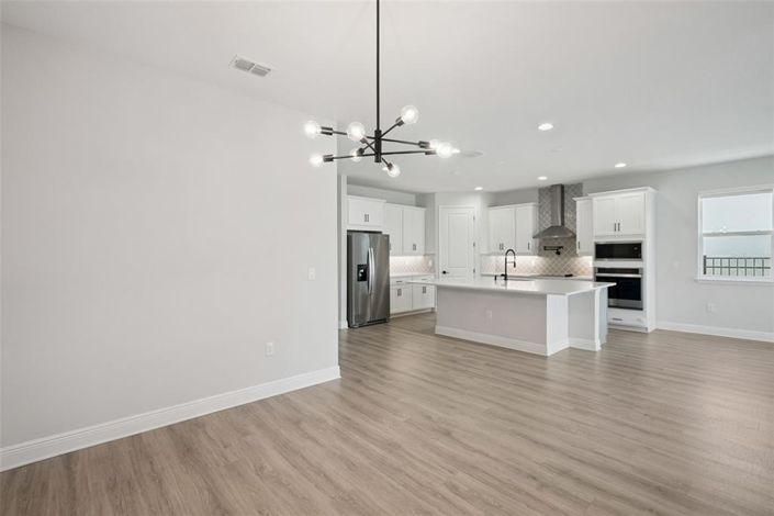 Image No.12-4 Bed House for sale