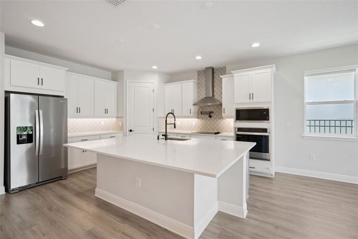 Image No.17-4 Bed House for sale