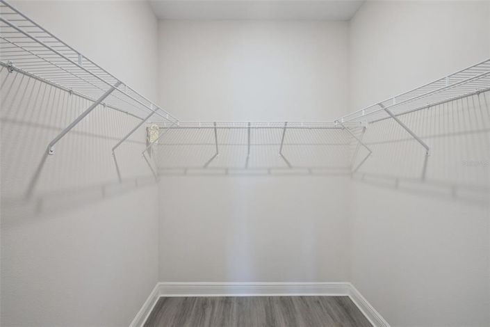 Image No.26-4 Bed House for sale