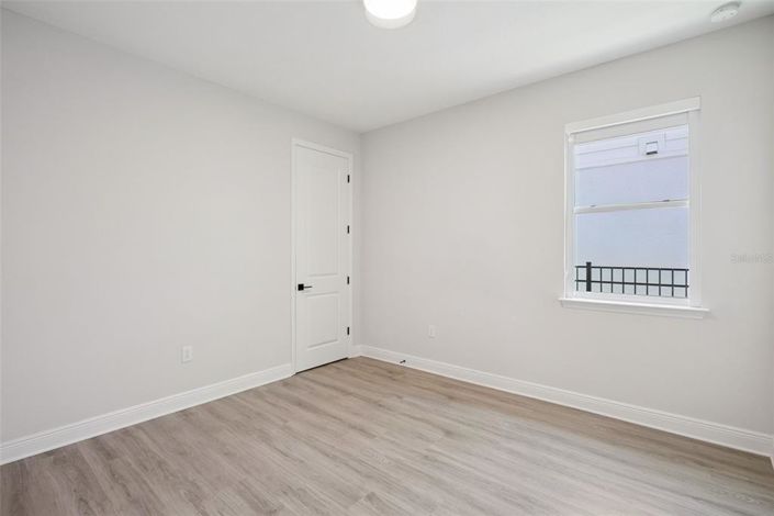 Image No.31-4 Bed House for sale