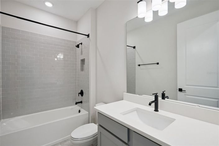 Image No.32-4 Bed House for sale