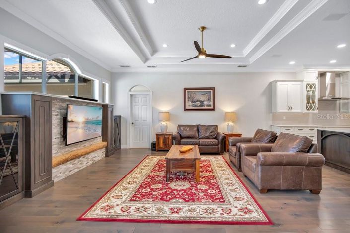 Image No.14-4 Bed House for sale