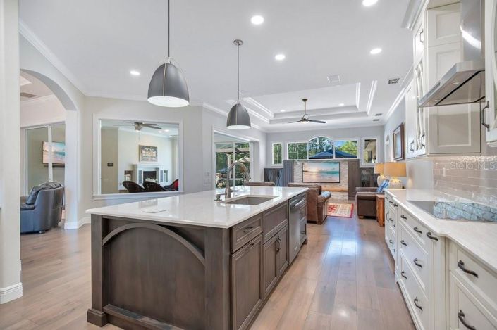 Image No.15-4 Bed House for sale