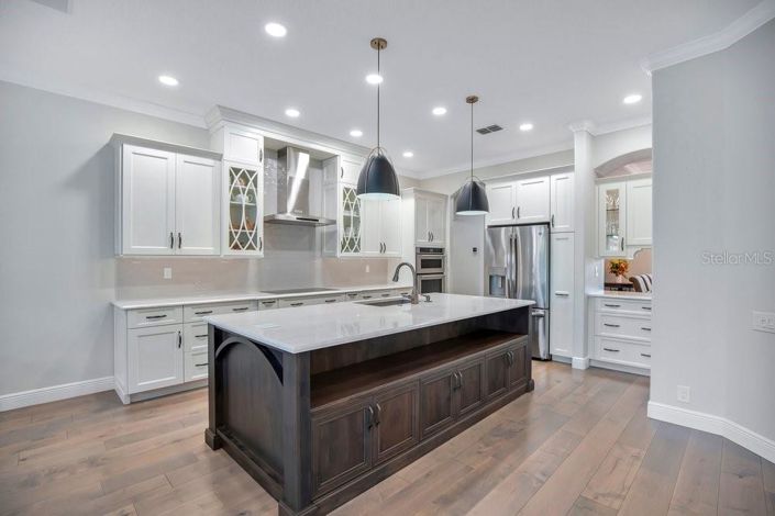 Image No.18-4 Bed House for sale