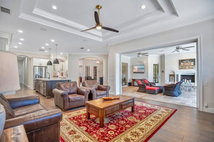 Image No.22-4 Bed House for sale