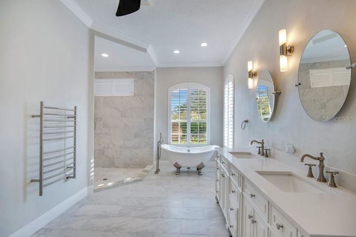 Image No.28-4 Bed House for sale