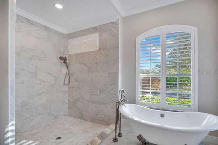 Image No.29-4 Bed House for sale