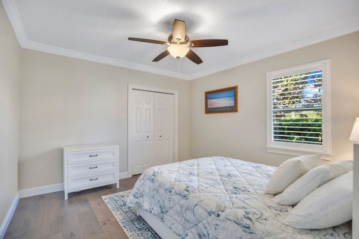 Image No.30-4 Bed House for sale