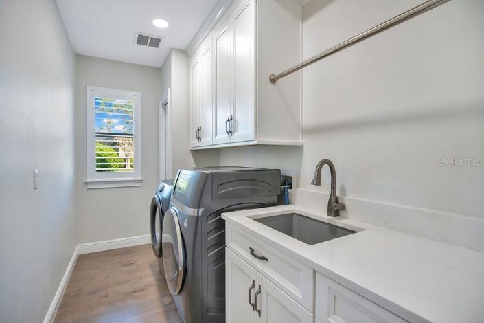 Image No.35-4 Bed House for sale