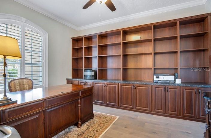 Image No.9-4 Bed House for sale