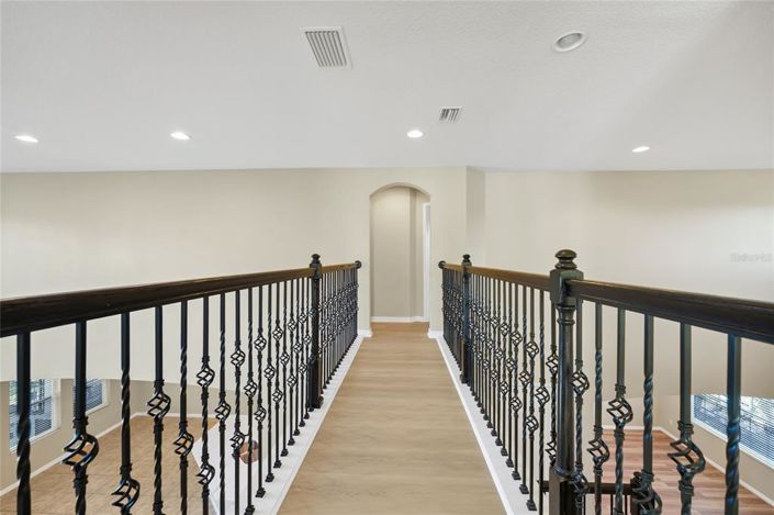 Image No.10-4 Bed House for sale