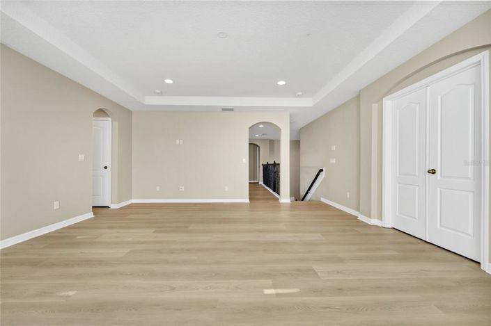 Image No.15-4 Bed House for sale