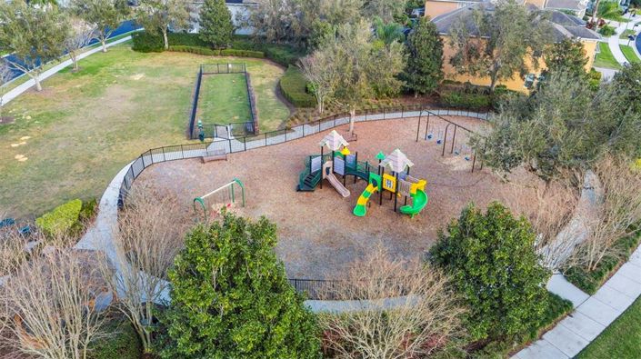 Image No.18-4 Bed House for sale