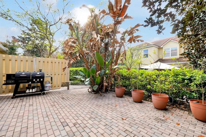 Image No.39-3 Bed Townhouse for sale