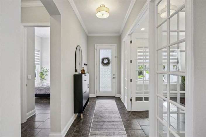 Image No.12-5 Bed House for sale