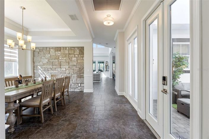 Image No.15-5 Bed House for sale