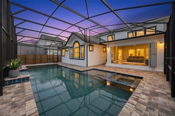 Image No.3-5 Bed House for sale