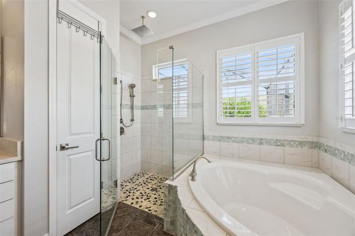 Image No.53-5 Bed House for sale