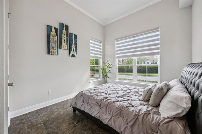 Image No.55-5 Bed House for sale