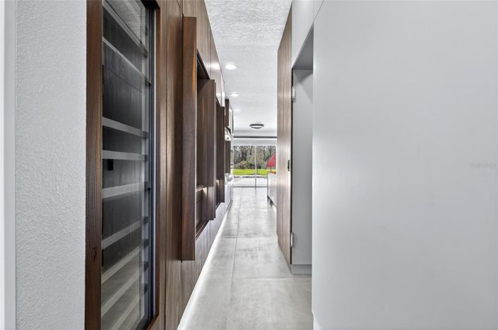 Image No.16-5 Bed House for sale