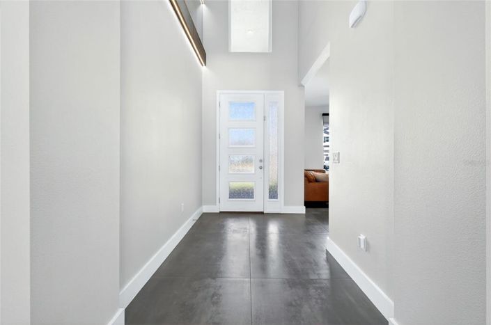 Image No.19-5 Bed House for sale