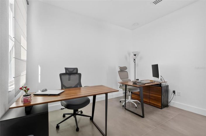 Image No.31-5 Bed House for sale