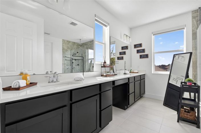 Image No.39-5 Bed House for sale