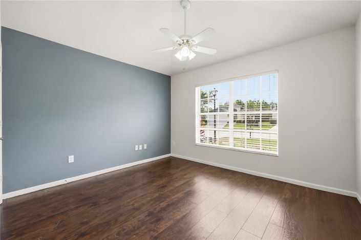 Image No.23-3 Bed House for sale