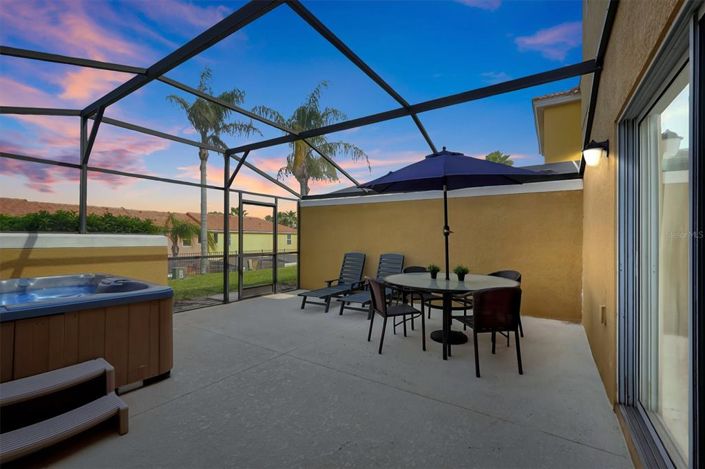 Image No.17-2 Bed Townhouse for sale