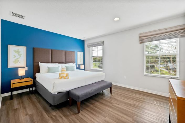 Image No.24-2 Bed Townhouse for sale