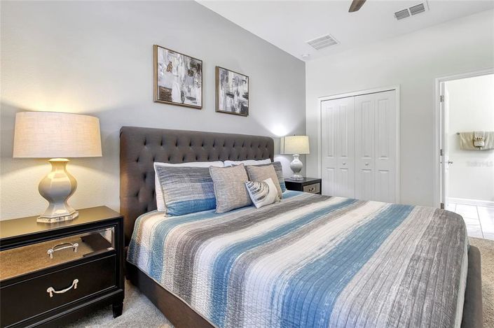 Image No.24-6 Bed House for sale