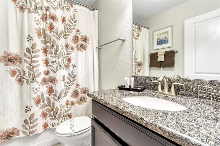 Image No.41-6 Bed House for sale