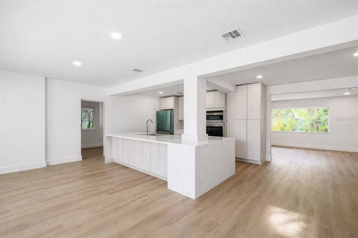 Image No.10-Maison de 5 chambres à vendre à Saint John