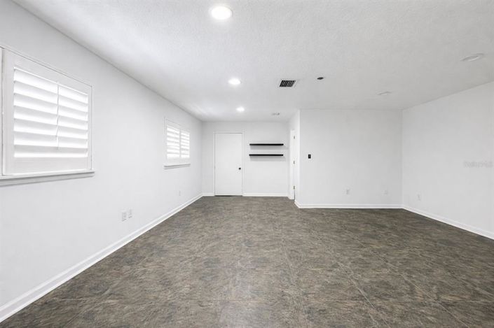 Image No.13-Maison de 5 chambres à vendre à Saint John