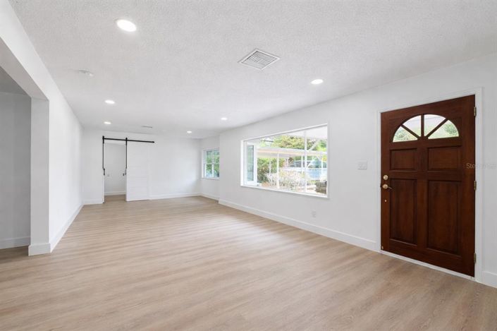 Image No.5-Maison de 5 chambres à vendre à Saint John