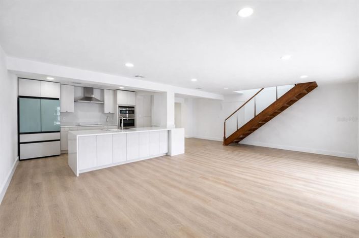 Image No.6-Maison de 5 chambres à vendre à Saint John