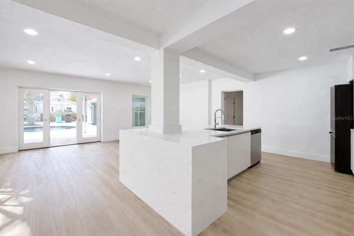 Image No.9-Maison de 5 chambres à vendre à Saint John