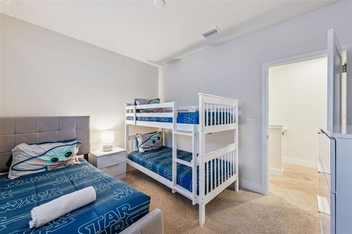 Image No.15-4 Bed Townhouse for sale