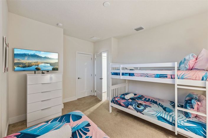 Image No.17-4 Bed Townhouse for sale