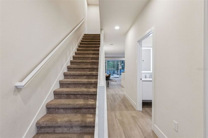 Image No.3-4 Bed Townhouse for sale