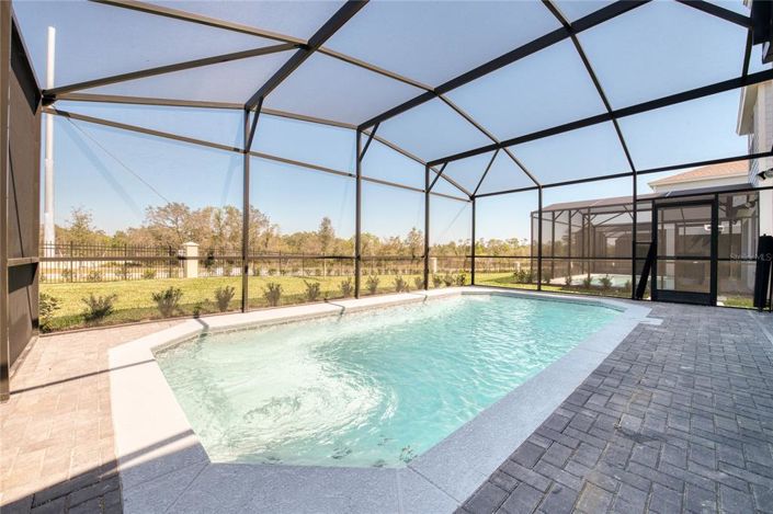 Image No.24-5 Bed House for sale